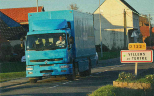 Photo du camion bleu du douaisis